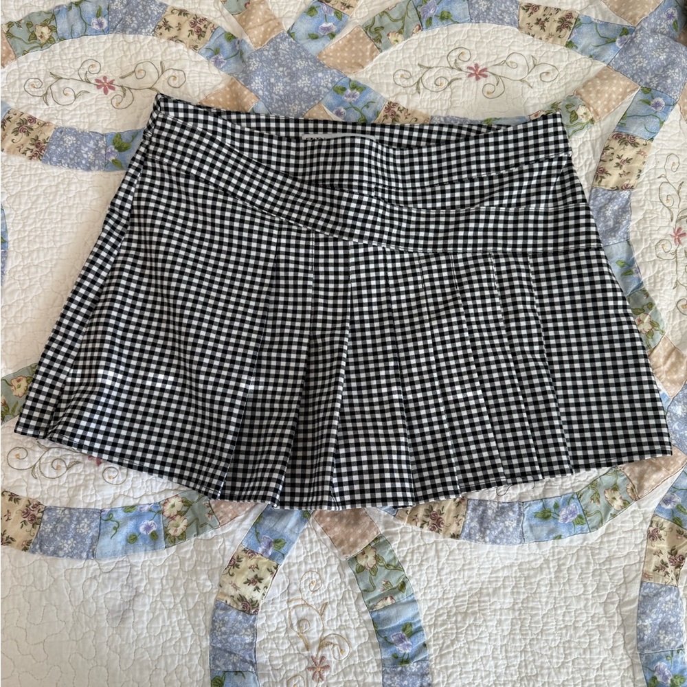 Zara Black and White Checkered Skort